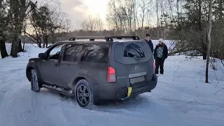 Nissan pathfinder и Jeep grand cherokee в поисках приключений. Выдержит ли китаец оффроуд?