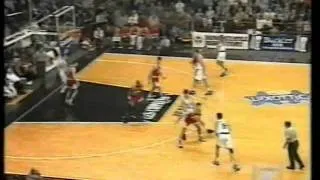 Virtus Buckler Bologna vs Scavolini Pesaro (1994-95 Reg. Season) Highlights