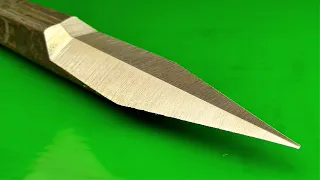 Making a knife on a lathe