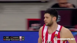 Olympiacos Piraeus - CSKA Moscow 72-59: Kostas Papanikolaou (19 points)