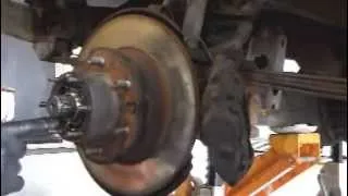 HOW TO CHANGE 1985 Toyota 4x4 Pickup Front Brake Rotor