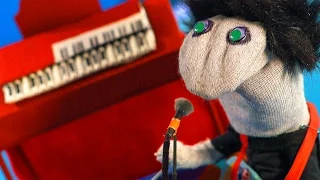 Green Day - Basket Case (Sock Puppet Parody)