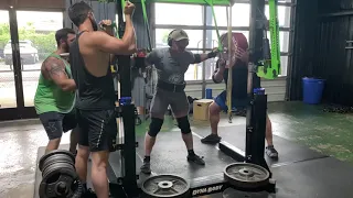 300 kg / 660 lbs SQUAT