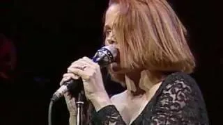 Belinda Carlisle - Nobody Owns Me (Runaway Horses Tour '90)