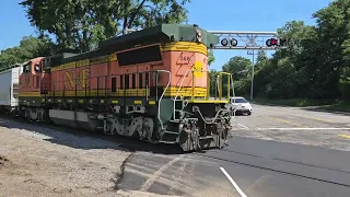 Nashville & Eastern Train crossing Old Hickory Blvd