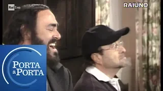 Il ricordo di Luciano Pavarotti e Lucio Dalla sulle note di "Caruso" - Porta a porta 20/06/2019