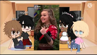 jatp reacts to carries past as buttercup(from knight squad)《requested》