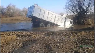 Amazing Truck Driving Skills - Unbelievable Truck Operator #30