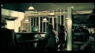 Enrique Iglesias - Para Qué La Vida (She Stays).flv