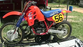 Retro MX Reviews Laptime Shootout: CR 500 versus KTM 450