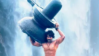 عبد عنده قوة جبارة بيتمرد على الملك وبيقتل كل جيشه وبيسيطر على العرش Baahubali