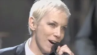 Eurythmics - Sweet Dreams (Are Made of This). LIVE 2005