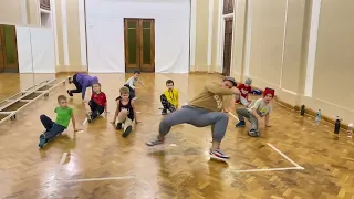 Отчетное выступление группы «Начинающие 1» за ноябрь 2022/23 уч.г. Школа танцев «Жуковский БИТ»