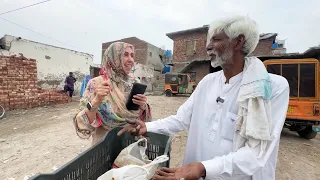 meri apni medicine banata hoon jisay bech ker daal roti kamata hoon