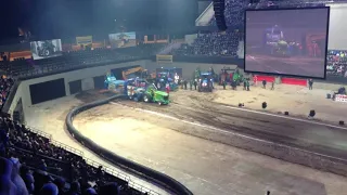 John Deere tractor pulling