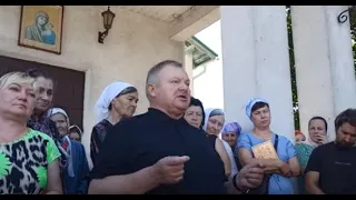 В с.Денихівка громада більшістю голосів підтримала перехід до ПЦУ.