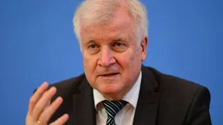 Nach Lübcke-Mord: Seehofer besorgt über gewaltbereite Rechtsextremisten