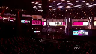 Enrique Iglesias - Tonight, I Like it Ft. Pitbull ( Live ) AMAs 2010 HD 1080p