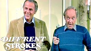 Diff'rent Strokes | The Drummonds Have Some Special Guests Over For Thanksgiving | Classic TV Rewind