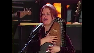 Cyndi Lauper feat. Destiny's Child, Heart, Amy Grant & Wynonna - Girls Just Want To Have Fun (Live)