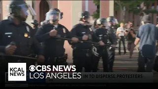 Watch live: Officers move in to disperse protesters on USC campus, several detained