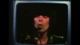 Ramones - Do You Remember Rock and Roll Radio? (Official Music Video)