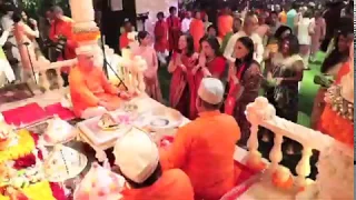 Ganesh Aarti at Antilia Mumbai by Nita and Mukesh Ambani, Uddhav Thackeray, Amitabh Bachchan, others