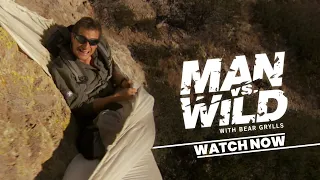 Bear Grylls crossing 40 feet waterfall | Man Vs Wild | Bear Grylls | Discovery Channel India