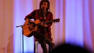 @lights Peace Sign (LIVE ACOUSTIC PERFORMANCE)