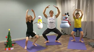 Barnyoga jultema yoga med barn