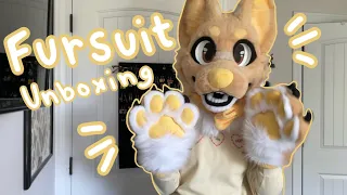 ⭐️Ducky’s Chaotic Fursuit Unboxing⭐️