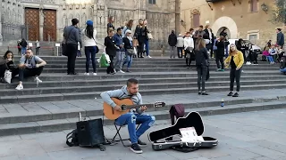 INCREDIBLE GUITAR PLAYER IN BARCELONE