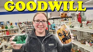 THAT'S MINE! Goodwill Thrift With Me | eBay Reselling