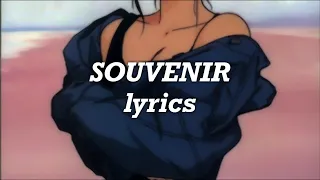 Selena Gomez - Souvenir (Lyrics)