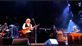 Tom Petty and the Heartbreakers - Runnin' Down a Dream. Isle of Wight 2012 Pro shot