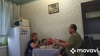 Ищем стол и вытяжку, что то купили, что то нет 🤗