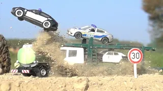 1 /64 Dynamic Diorama - Cars Truck Police Chase - Slow Motion 1000 fps #97