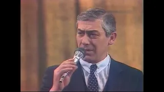 Вахтанг Кикабидзе - У моря (Вокруг смеха-1983)