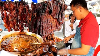 4 Yummy Choices! Roasted Ducks, Braised Pork Intestines, Crispy Pork Belly & Cow Intestine Soup