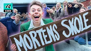 Morten Münster køber en skole!