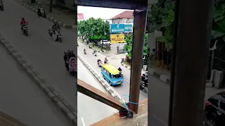 Ngeri! Ada JPO Horor Menantang Maut di Bandung, Melintasinya Bagai Uji Nyali