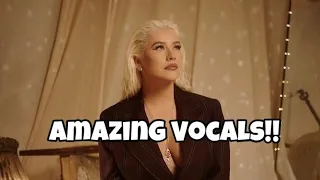 Christina Aguilera - Berkley Concert Showcase (‘Beautiful’ + ‘Lift Me Up’)