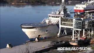 Coast Guard TURVA Leaving quay for Viking Line in Mariehamn 2023