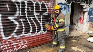 ROLL UP DOOR FORCIBLE ENTRY - Philly Ladder Company-Level Training | Diamond Blade K950 Saw