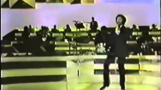 Tom Jones sings "Vehicle" - Live 1970