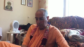 Niranjana Swami — Kirtan at nama-hatta in Kiev, Ukraine — 10-Jul-2018