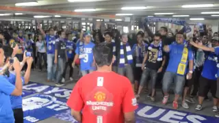 Man United fan in a wrong crowd - Chelsea FC Asia Tour 2013 (Malaysia)