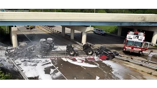 Truck Crashes Compilation - Amazing Truck Accidents 2015.