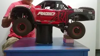 ESS One Plus sound module installed on the Traxxas Unlimited Desert Racer