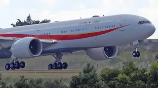 Aviões Boeing 777 Decolando no Aeroporto de BSB Aeroplane Video